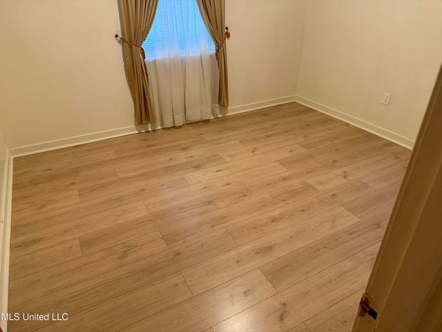 1360 Brinkley Drive, Jackson, MS 39213