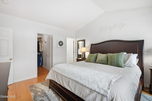 4 Kings Mill Court, Colonie, NY 12205