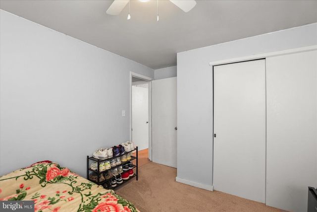 2430 BRADFORD DR, York, PA 17402