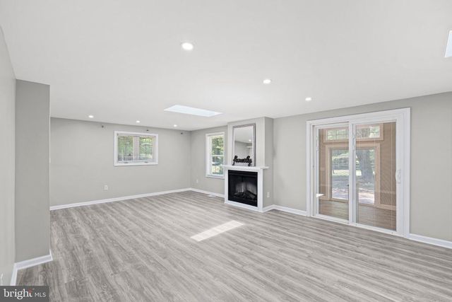 8405 SHIRLEY RD, Unionville, VA 22567