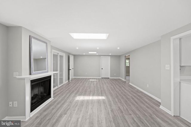 8405 SHIRLEY RD, Unionville, VA 22567