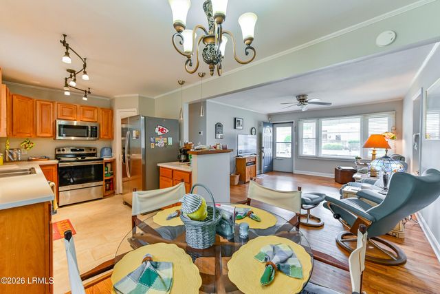 307 Burroughs Avenue, Beaufort, SC 29902