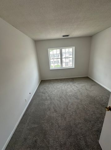 194 Lake Ave 2, Boston, MA 02135