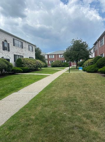 194 Lake Ave 2, Boston, MA 02135
