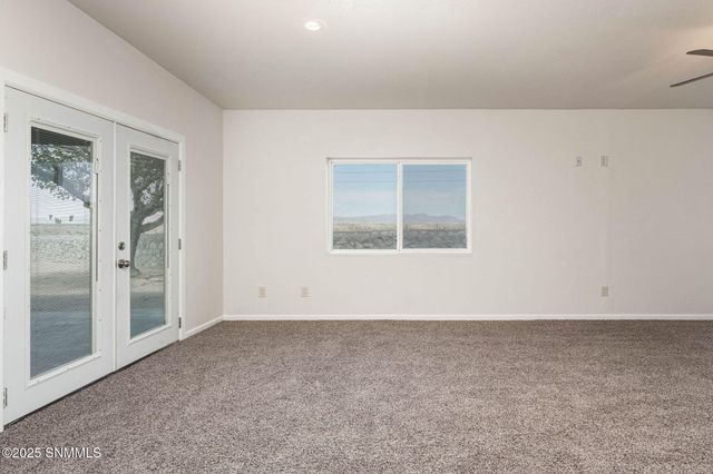 740 Lariat Drive, Las Cruces, NM 88011