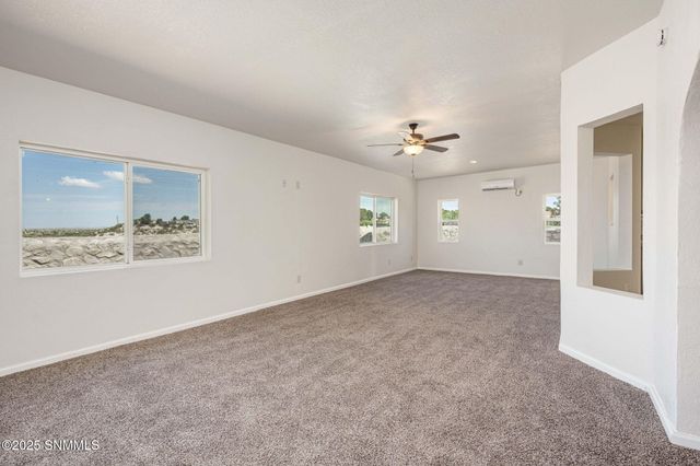 740 Lariat Drive, Las Cruces, NM 88011