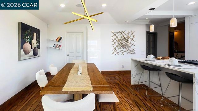 800 Hamilton Dr, Pleasant Hill, CA 94523