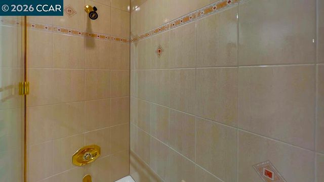 800 Hamilton Dr, Pleasant Hill, CA 94523