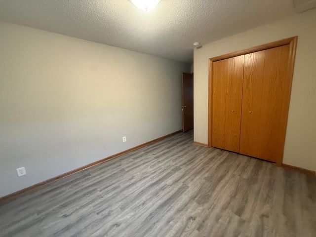 834 Wescott Square, Eagan, MN 55123