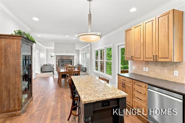 16373 W Willow Drive, Spring Lake, MI 49456