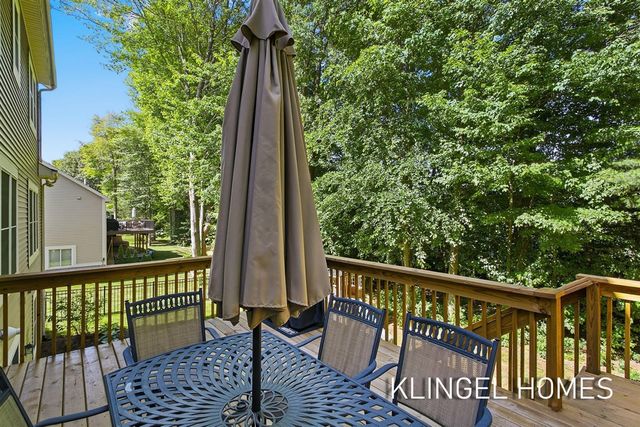 16373 W Willow Drive, Spring Lake, MI 49456