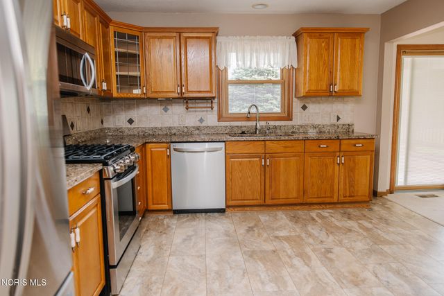 7820 Little Road, Sylvania, OH 43560