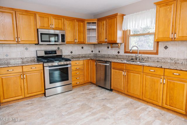 7820 Little Road, Sylvania, OH 43560