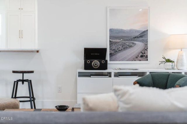 1838 Kilbourn Street, Los Angeles, CA 90065
