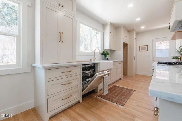 1838 Kilbourn Street, Los Angeles, CA 90065