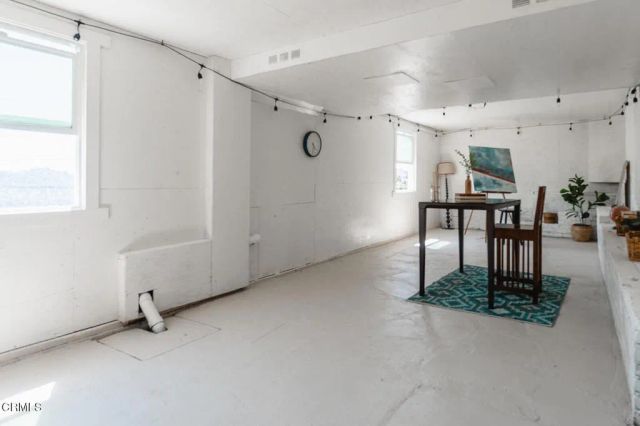 1838 Kilbourn Street, Los Angeles, CA 90065