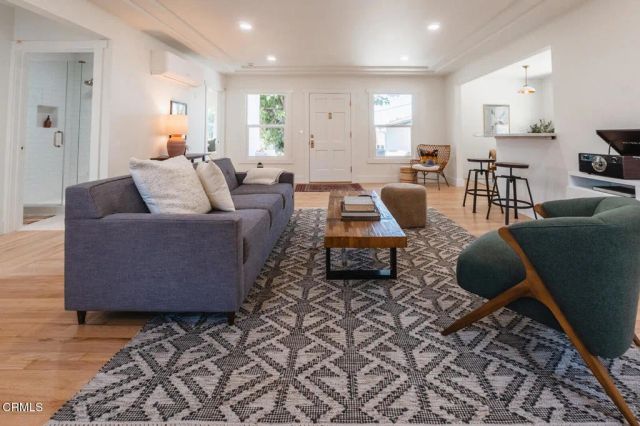 1838 Kilbourn Street, Los Angeles, CA 90065
