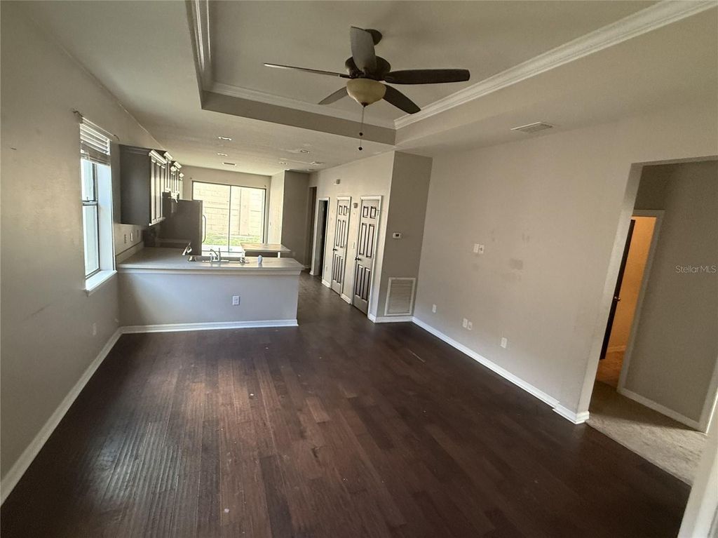 Image 2 of property listing at 6108 MAGNOLIA PARK BOULEVARD, Riverview, FL 33578