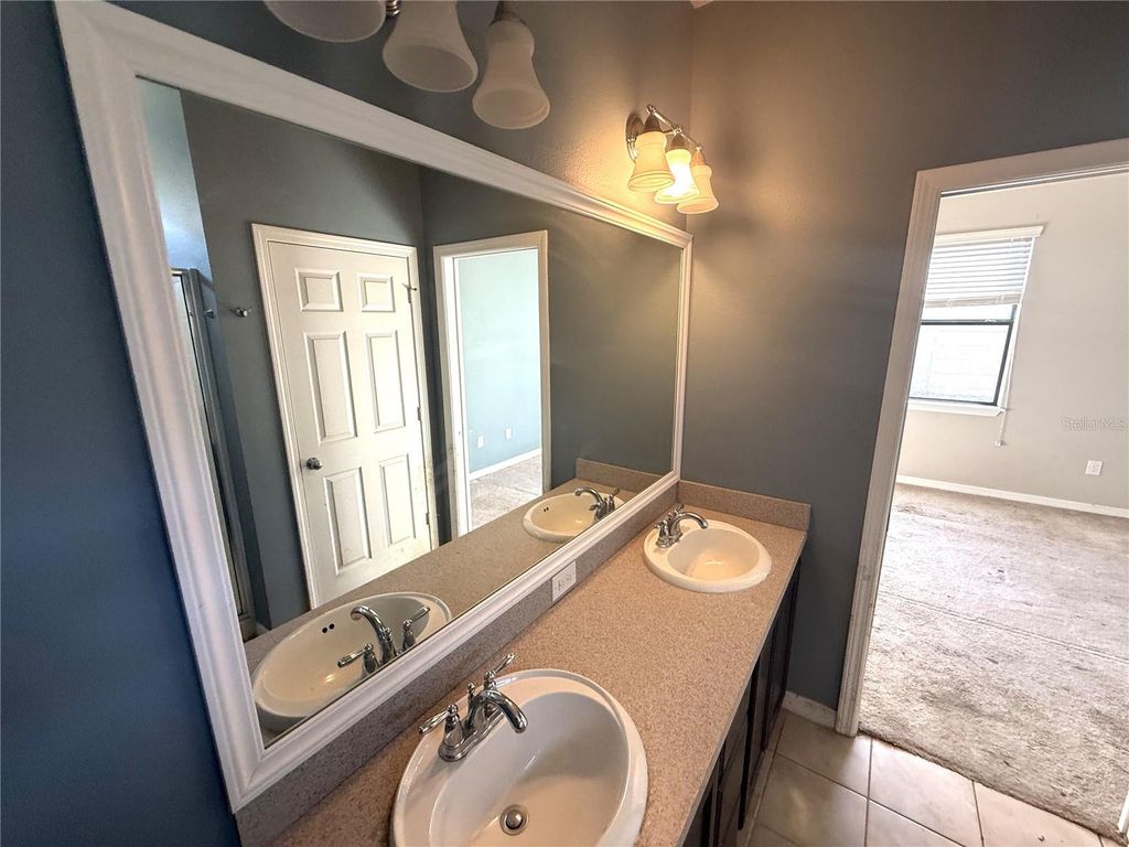 Image 14 of property listing at 6108 MAGNOLIA PARK BOULEVARD, Riverview, FL 33578