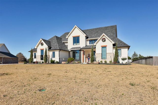 3400 Woodland Springs Drive, Norman, OK 73072