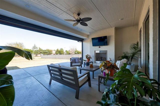 3400 Woodland Springs Drive, Norman, OK 73072