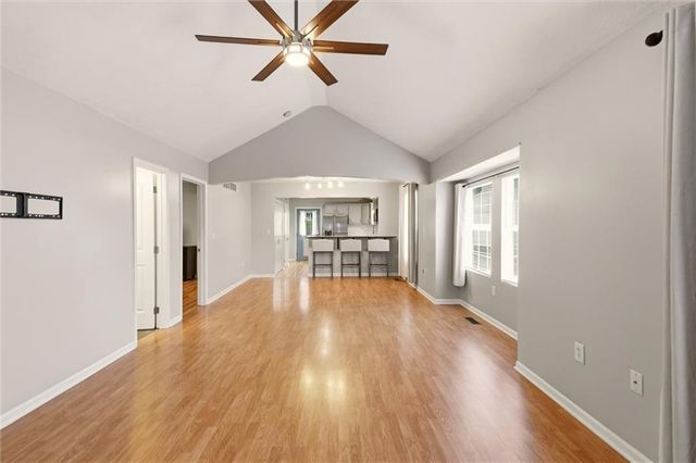 4216 NE 44TH Street, Kansas City, MO 64117