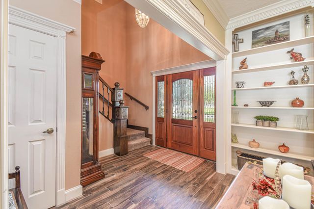 706 Yorkshire Court, Deer Park, TX 77536