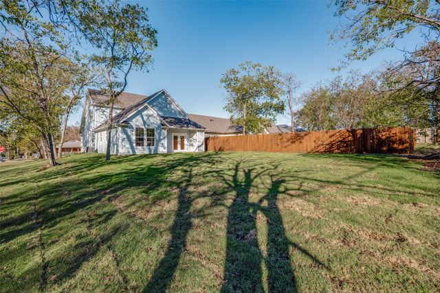 430 W Munson Street, Denison, TX 75020