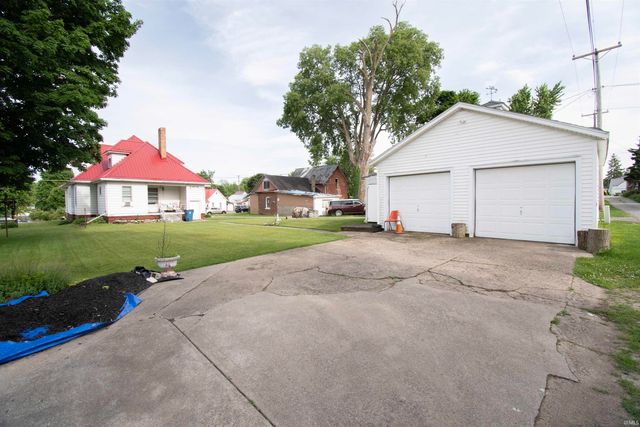 502 McLean Street, Ligonier, IN 46767