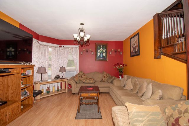 502 McLean Street, Ligonier, IN 46767