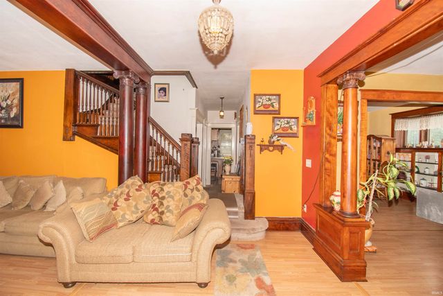 502 McLean Street, Ligonier, IN 46767