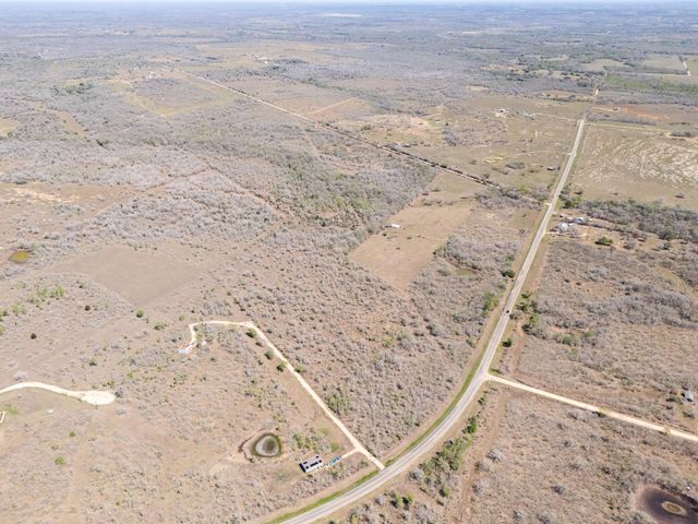 000 FM 2814, Waelder, TX 78959