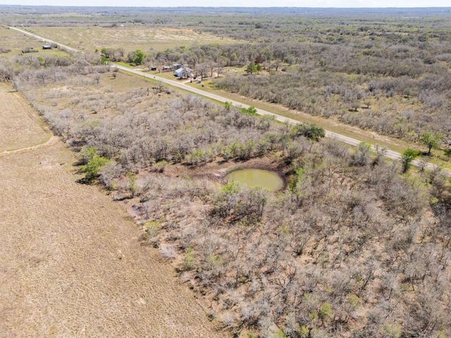 000 FM 2814, Waelder, TX 78959