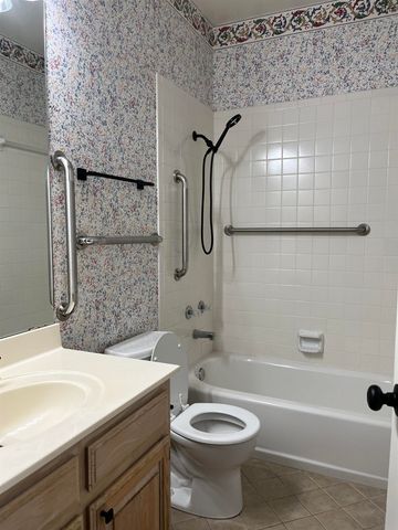 2820 JUDSON CIRCLE, Wichita Falls, TX 76308