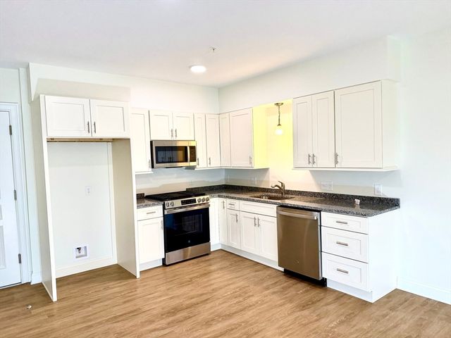 10 Franklin 302, Revere, MA 02151