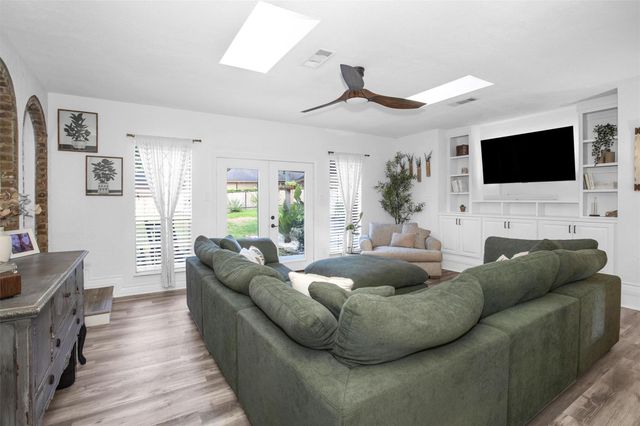 15498 Carmel Drive, Willis, TX 77318