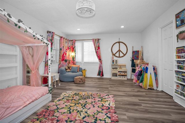 15498 Carmel Drive, Willis, TX 77318