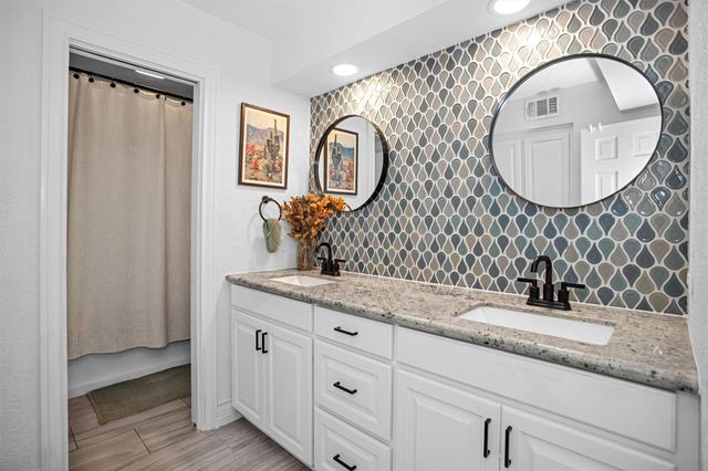 15498 Carmel Drive, Willis, TX 77318