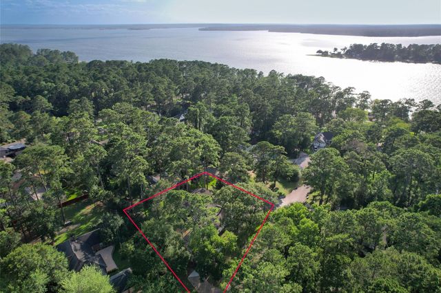 15498 Carmel Drive, Willis, TX 77318