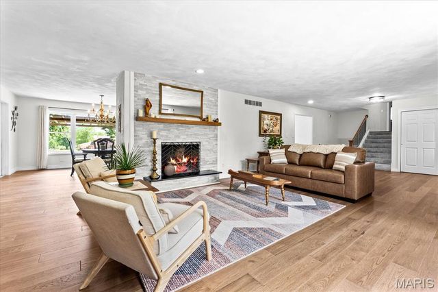 10 Brighton Place, Shiloh, IL 62221