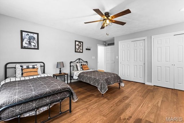 10 Brighton Place, Shiloh, IL 62221