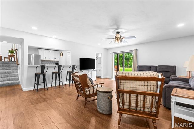 10 Brighton Place, Shiloh, IL 62221