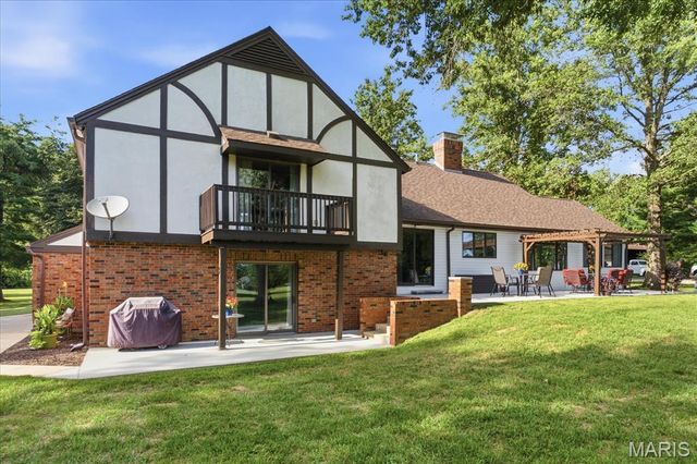 10 Brighton Place, Shiloh, IL 62221
