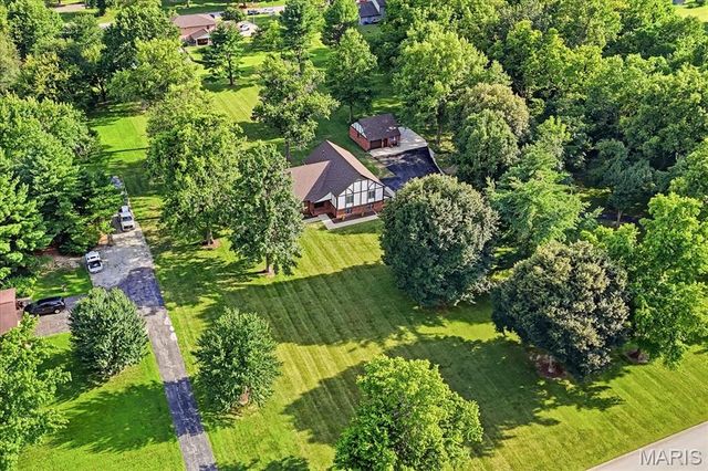 10 Brighton Place, Shiloh, IL 62221