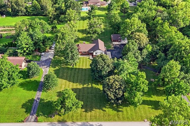 10 Brighton Place, Shiloh, IL 62221
