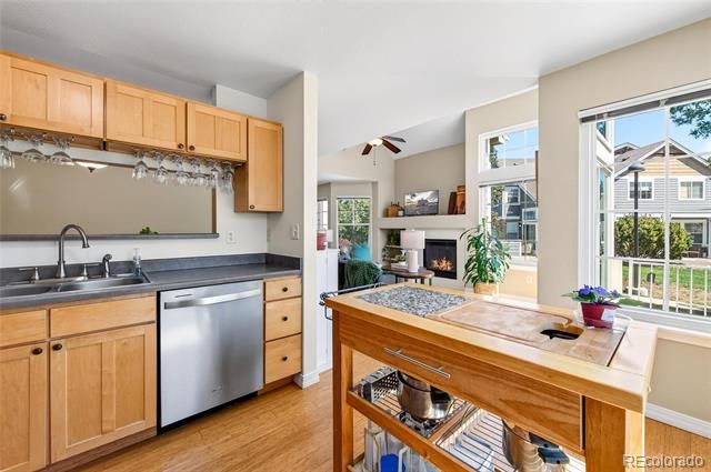805 Summer Hawk Drive B10, Longmont, CO 80504