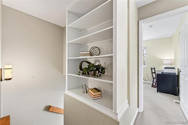 805 Summer Hawk Drive B10, Longmont, CO 80504