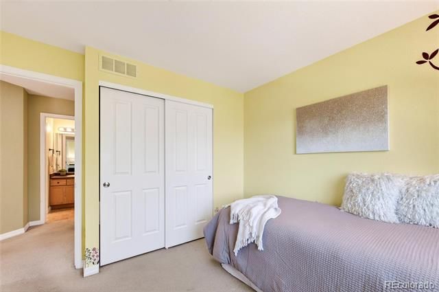 805 Summer Hawk Drive B10, Longmont, CO 80504