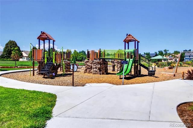 805 Summer Hawk Drive B10, Longmont, CO 80504
