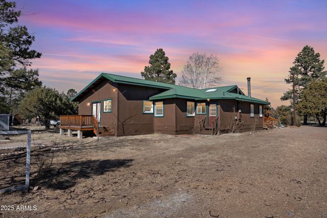 1435 FLAG HOLLOW Road, Lakeside, AZ 85929